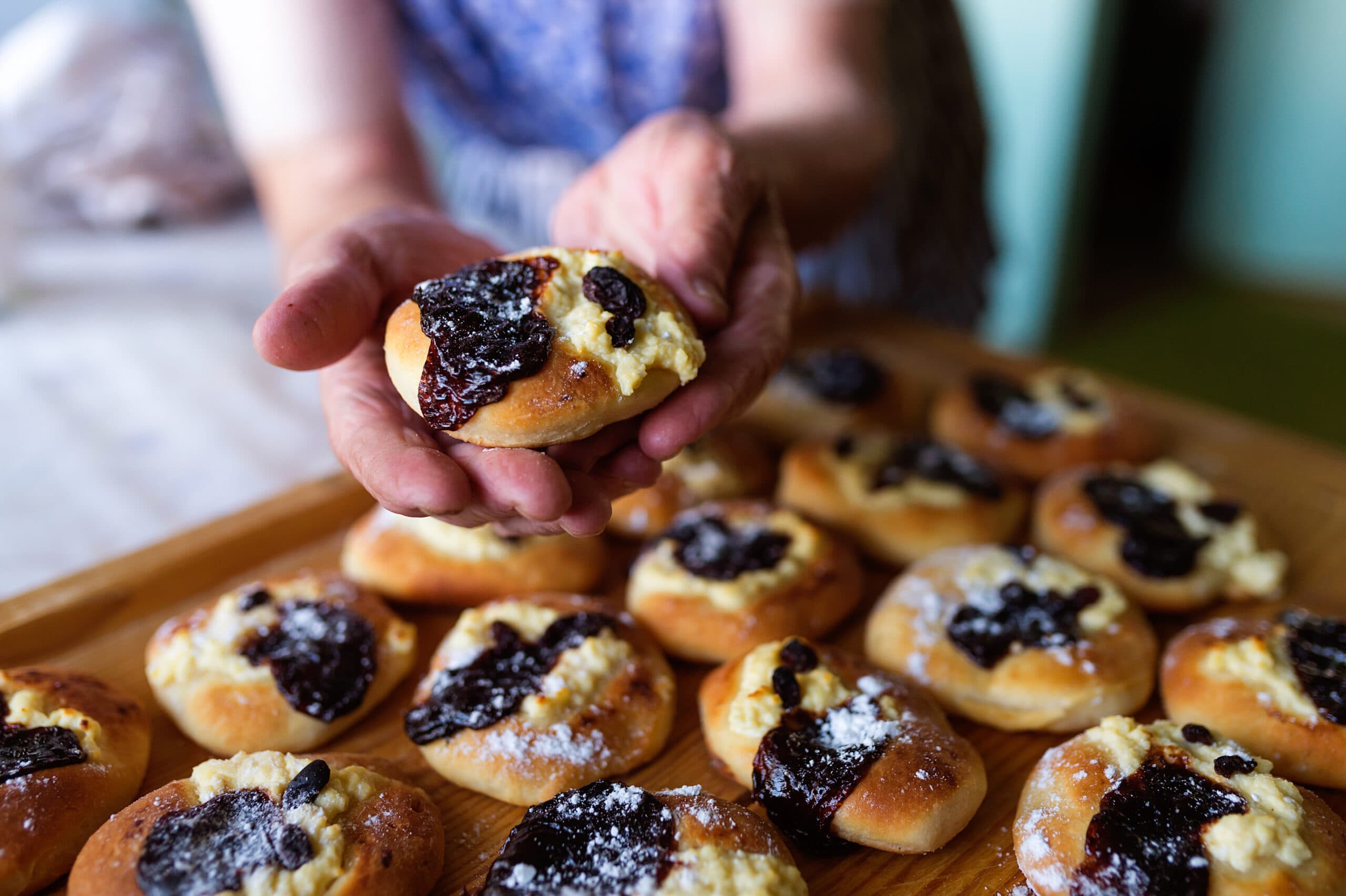 Jagodzianki Craze: Where to Find the Best Blueberry Buns in Wrocław This Summer [2025]